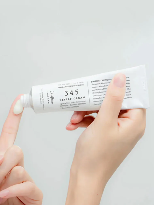 Dr.Althea 345 Relief Cream ~"Soothes, hydrates, and fades post-acne dark spots"